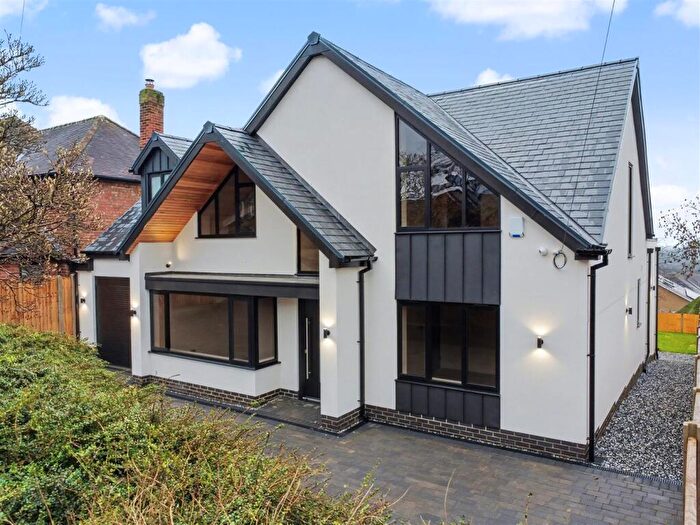 4 Bedroom Detached House For Sale In Cleve Avenue, Toton, Nottingham, NG9