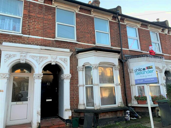 3 Bedroom Terraced House To Rent In Hornsey Park Road, Hornsey, N8