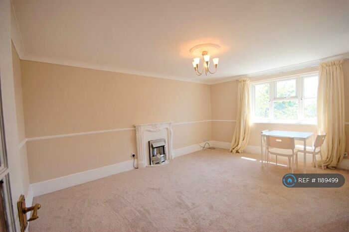 2 Bedroom Flat To Rent In Ruckholt Road, Leyton, E10