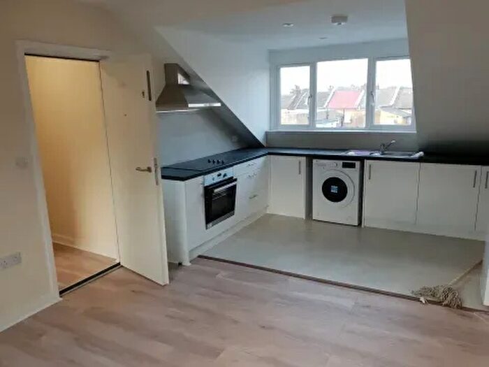 1 Bedroom Flat To Rent In London, NW10