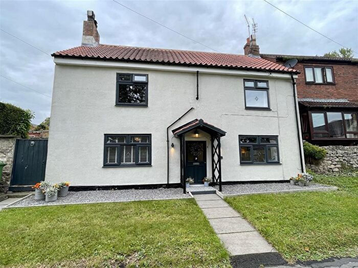 4 Bedroom Detached House For Sale In Well Bank, Aycliffe, Newton Aycliffe, DL5