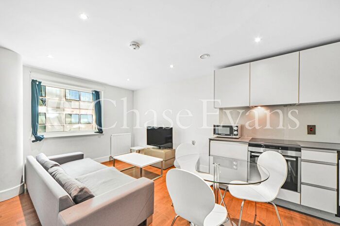 Studio To Rent In Crawford Building, Whitechapel High Street, Aldgate, London, E1