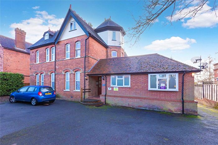 1 Bedroom Flat For Sale In Boyn Hill Avenue, Maidenhead, Berkshire, SL6