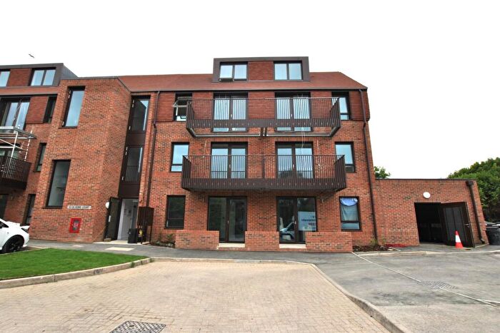 1 Bedroom Apartment To Rent In Rowe Court, Grovelands Road, Reading, RG30