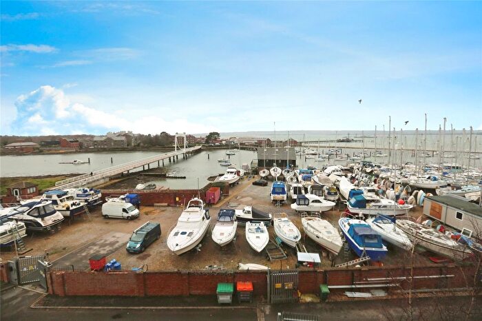 2 Bedroom Flat For Sale In Galleon Place, Weevil Lane, Gosport, Hampshire, PO12