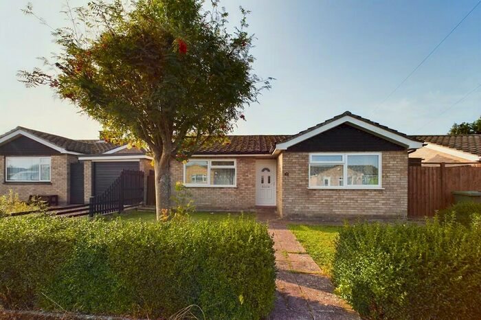 2 Bedroom Detached Bungalow To Rent In Nightingale Lane, Feltwell, IP26