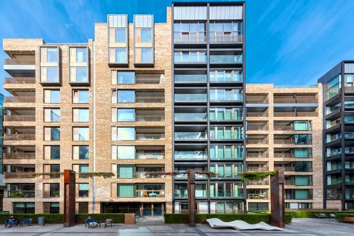 2 Bedroom Flat To Rent In Pearson Square, Fitzrovia, London, W1T