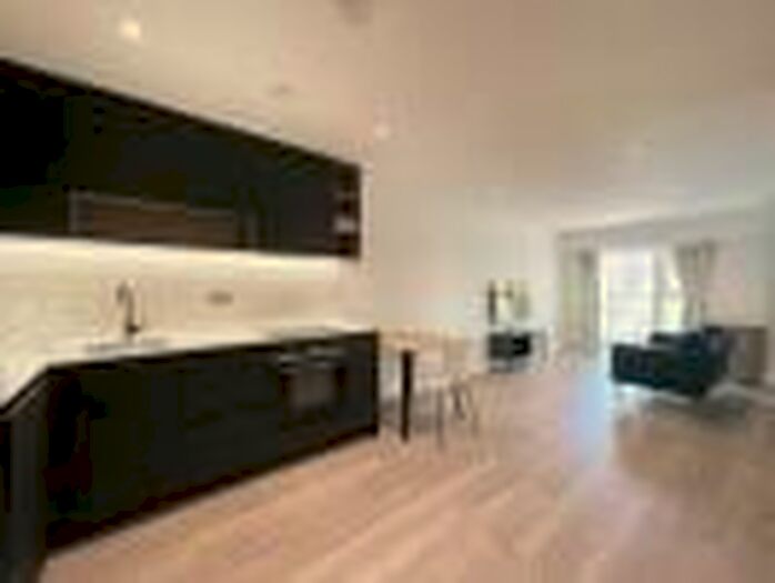 1 Bedroom Flat To Rent In Beaufort Square, London, NW9