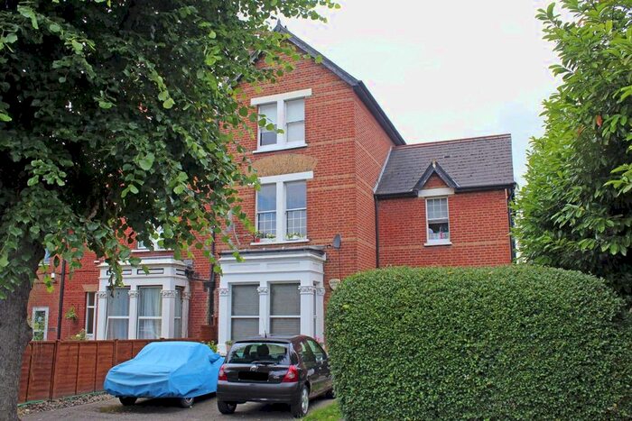 1 Bedroom Flat To Rent In Perryn Road, London, W3