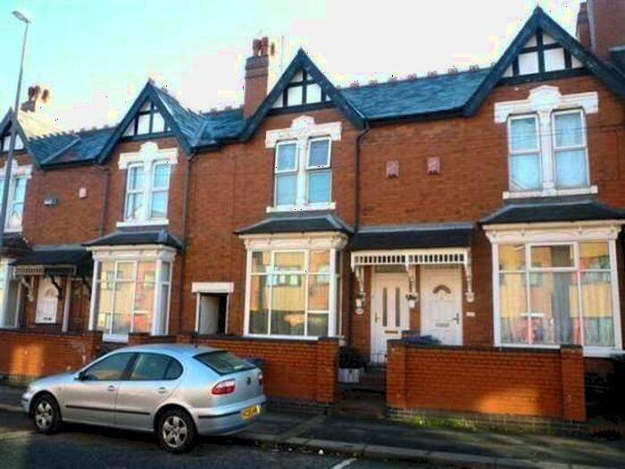 Studio To Rent In Bearwood Road, B66