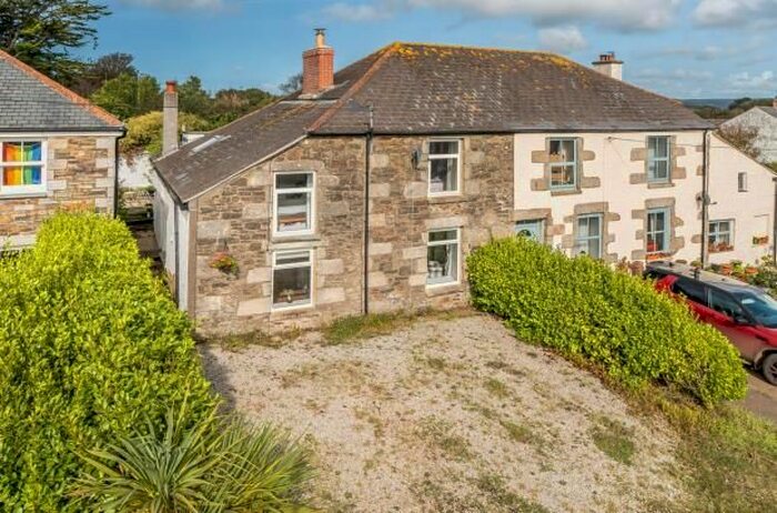 3 Bedroom Semi-Detached House For Sale In The Square, Townshend, Hayle, TR27