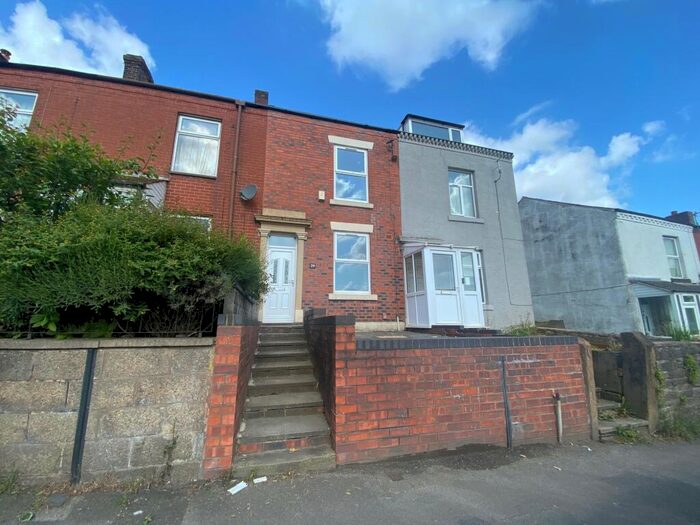 2 Bedroom House To Rent In Botany Brow, Chorley, PR6