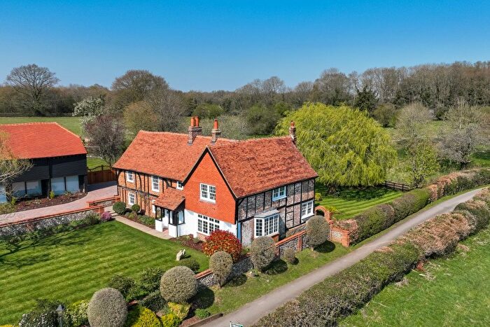 5 Bedroom Detached House For Sale In Bullsland Lane, Chorleywood, WD3