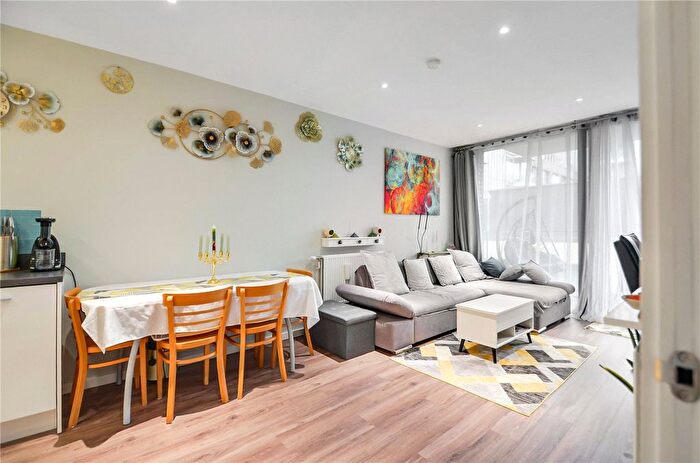 1 Bedroom Flat For Sale In Alie Street, London, E1