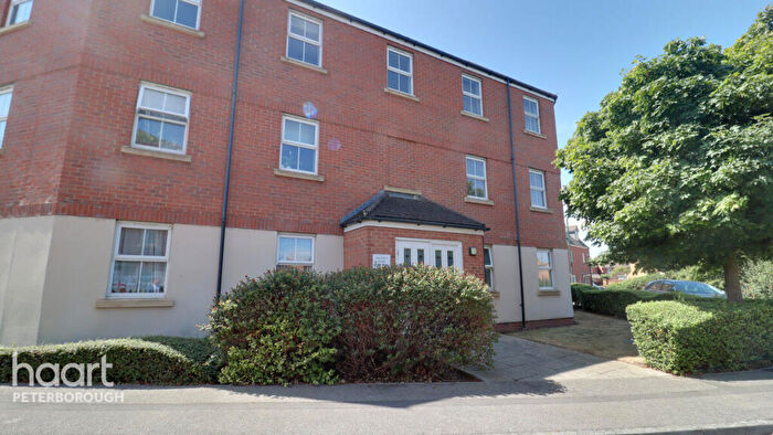 2 Bedroom Flat For Sale In Deer Valley Road, Peterborough, PE2