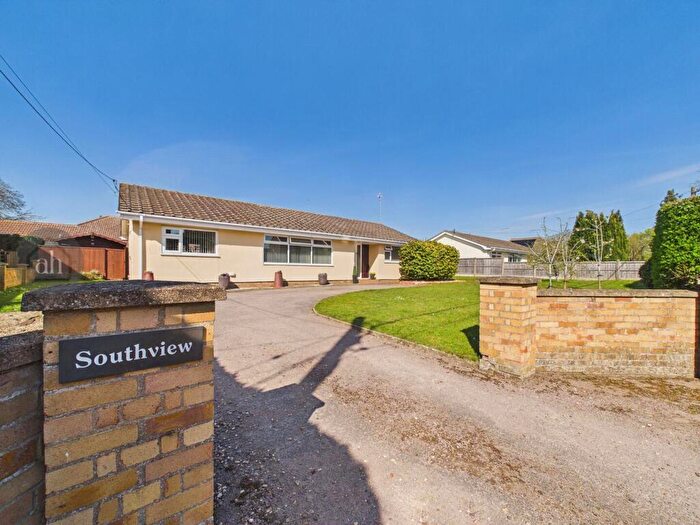 3 Bedroom Detached Bungalow For Sale In Old Norton Road, Thurston, IP31