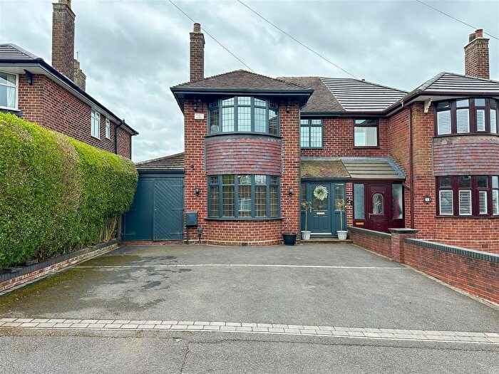 3 Bedroom Semi Detached House For Sale In Ash Way, Werrington, Stoke-On-Trent, ST2