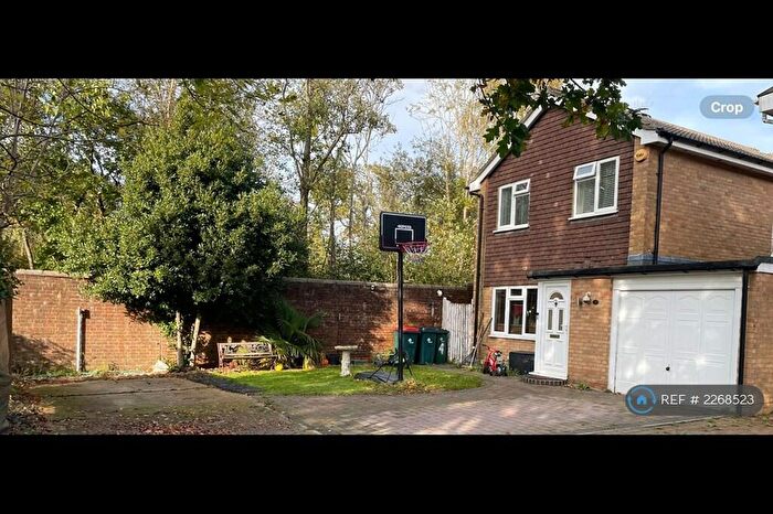3 Bedroom Detached House To Rent In St. Hildas Close, Crawley, RH10