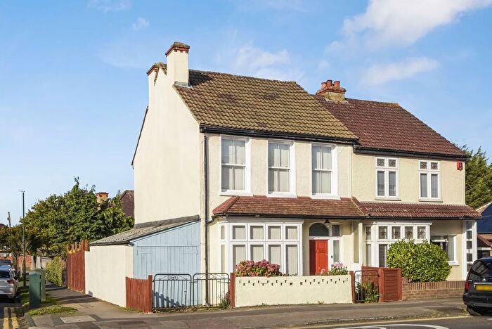 3 Bedroom Semi-Detached House For Sale In Sunningdale Road, Cheam, SM1