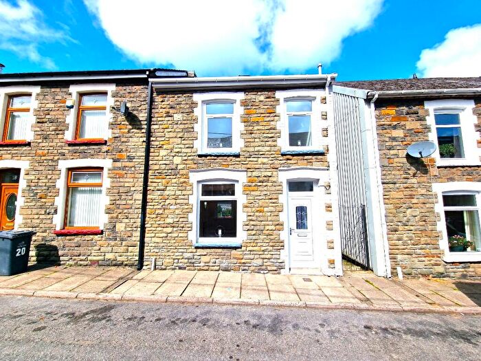 2 Bedroom End Of Terrace House For Sale In Evelyn Street, Abertillery, Gwent, Blaenau Gwent, NP13