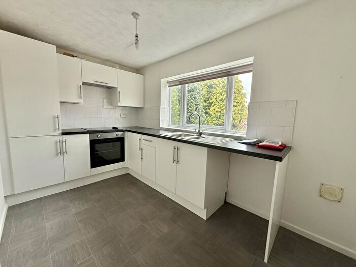 2 Bedroom Flat To Rent In Queen Street, Whittlesey, Peterborough, PE7