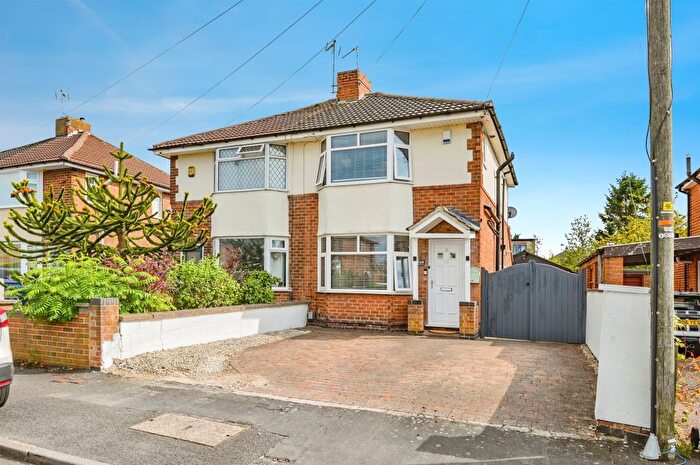 3 Bedroom Semi-detached House For Sale In Windsor Drive, Spondon, Derby, DE21