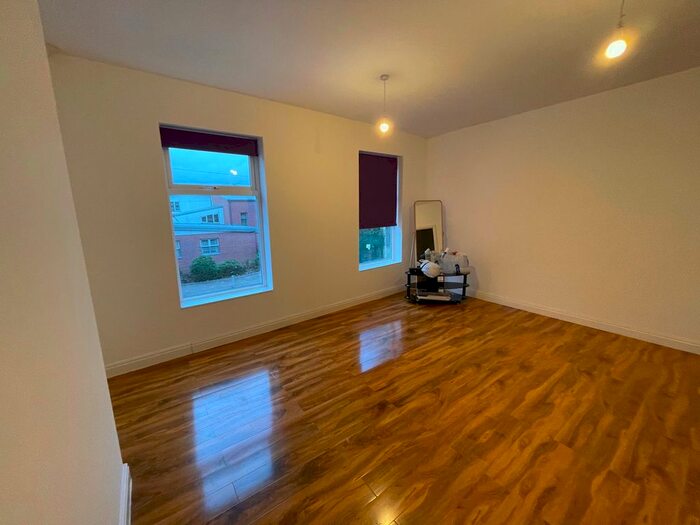 3 Bedroom Terraced House To Rent In Burnage Lane, Burnage, Manchester, M19