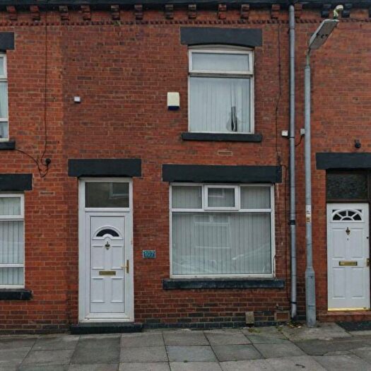 2 Bedroom Terraced House To Rent In Lawn Street, Bolton, BL1