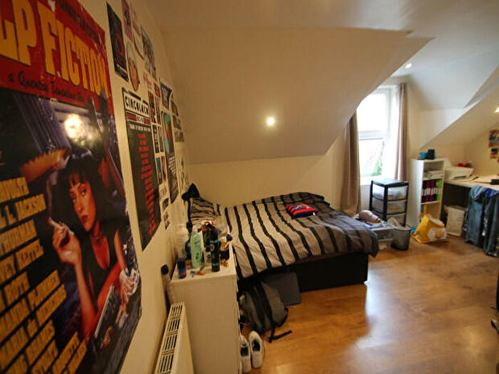 14 Bedroom House To Rent In North Grange Road, Leeds, LS6