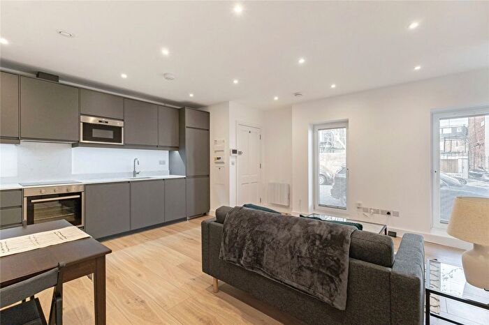 1 Bedroom Flat To Rent In Acton Lane, London, W4