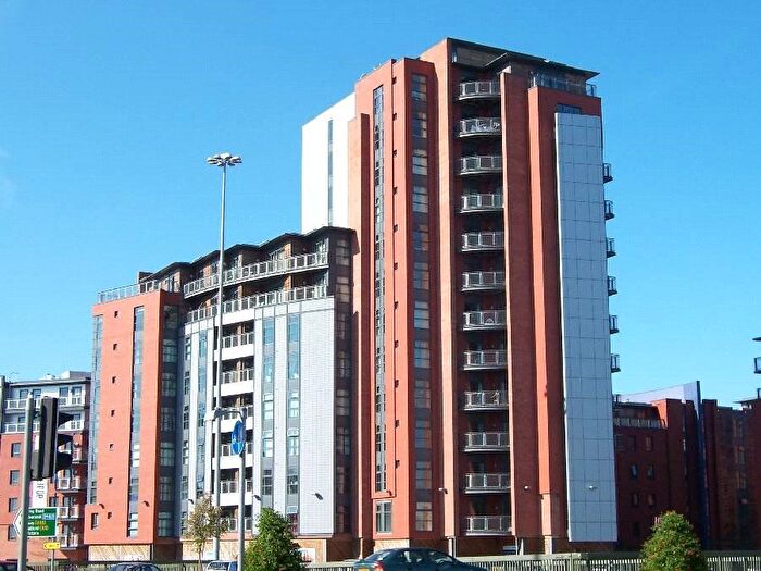 2 Bedroom Flat For Sale In City Gate, Blantyre Street, Manchester, Greater Manchester, M15