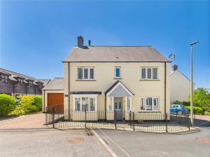 4 Bedroom Detached House For Sale In Hatherleigh, Okehampton, EX20