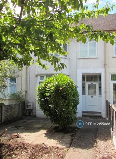 1 Bedroom Flat To Rent In Tixall Road, Stafford, ST16