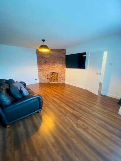 3 Bedroom Semi-Detached House To Rent In Greenbeck Road, Stockton, TS18