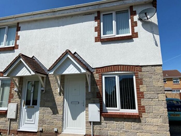 2 Bedroom Semi Detached House To Rent In Parc Morlais, Llangennech, SA14