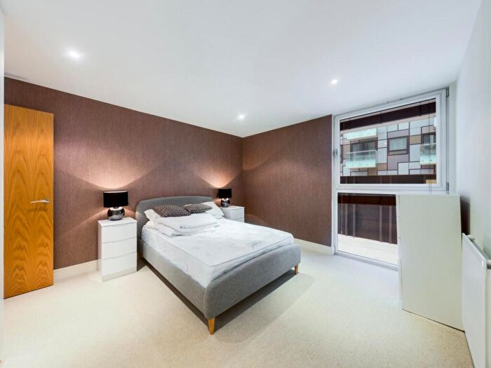 1 Bedroom Flat To Rent In Cobalt Point, Millharbour, E14