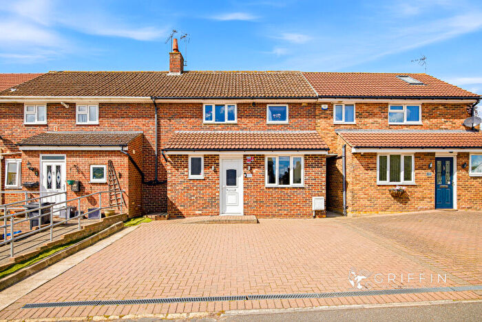 2 Bedroom Terraced House For Sale In Grimston Road, Basildon, SS14