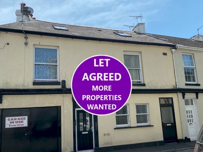 1 Bedroom Flat To Rent In King Street, Dawlish, EX7
