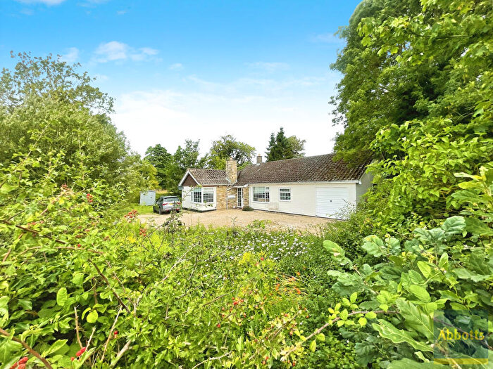 3 Bedroom Bungalow To Rent In Old Rectory Lodge, Wymondham, NR18