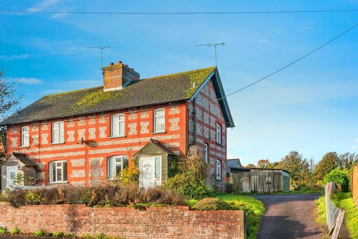 6 Bedroom Detached House For Sale In Salisbury Road, Shipton Bellinger, Tidworth, SP9