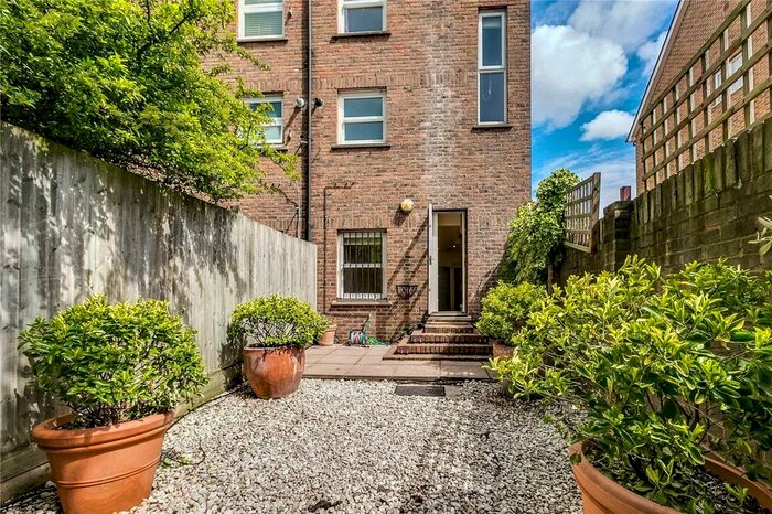 3 Bedroom End Of Terrace House To Rent In Burlington Road, London, SW6