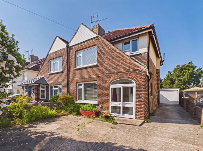 3 Bedroom Semi-Detached House For Sale In Leighton Avenue, Worthing, BN14