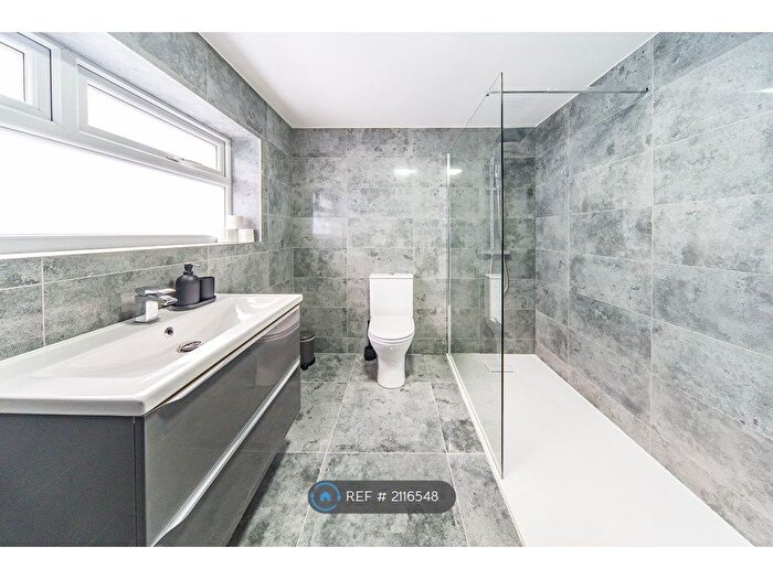 1 Bedroom Property To Rent In Dombey Street, Liverpool, L8