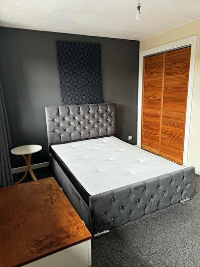 2 Bedroom End Of Terrace House To Rent In Lenton Nottingham, NG7
