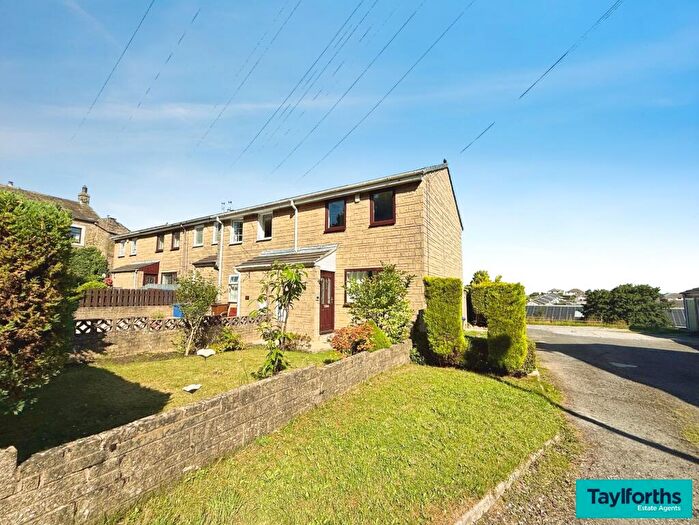 2 Bedroom End Of Terrace House For Sale In Westgate, Barnoldswick, BB18