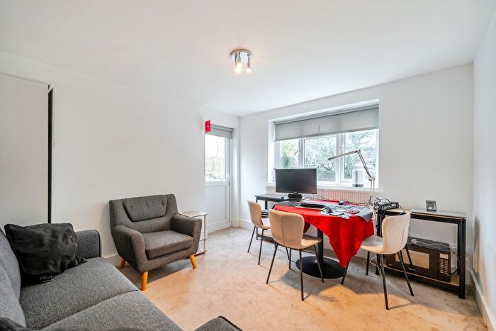 1 Bedroom Flat To Rent In Fernhead Road, London, W9
