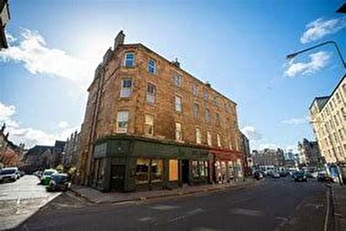 2 Bedroom Flat To Rent In Lauriston Street, Lauriston, Edinburgh, EH3