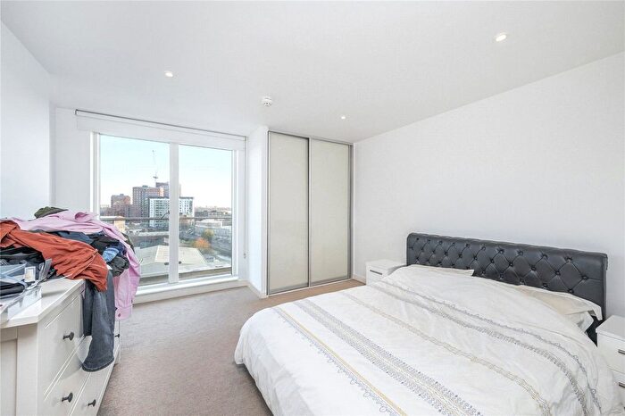 1 Bedroom Flat To Rent In Seven Sea Gardens, Bromley-By-Bow, E3