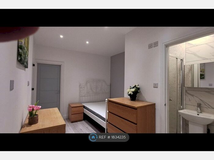 1 Bedroom Flat To Rent In Ilkeston Road, Nottingham, NG7