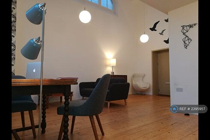 1 Bedroom Maisonette To Rent In Schoolhouse Yard, London, SE18